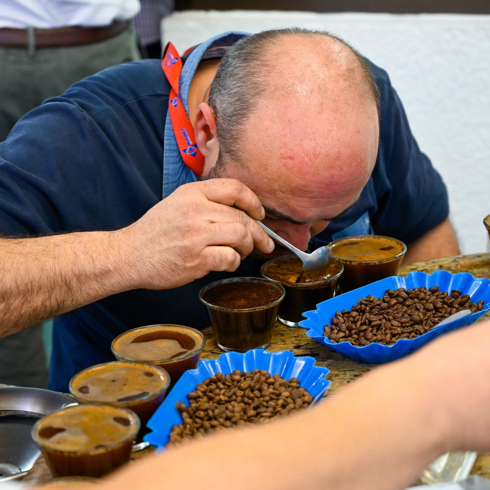 Tendencias Globales del Café Descafeinado: Sabor, Salud y Sostenibilidad